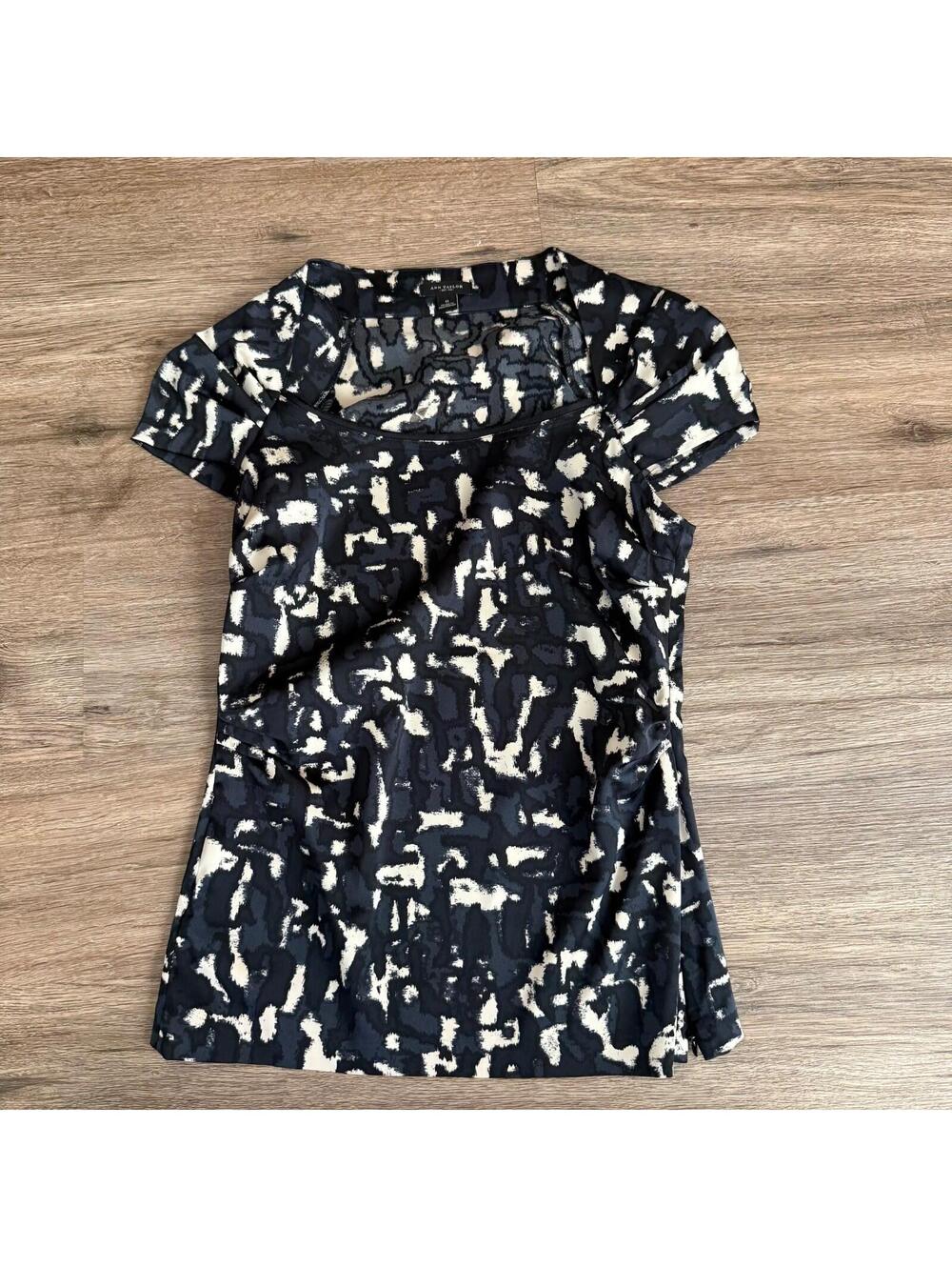 Ann Taylor Abstract Blouse Square Neck Business Casual Top | Womens Size 0